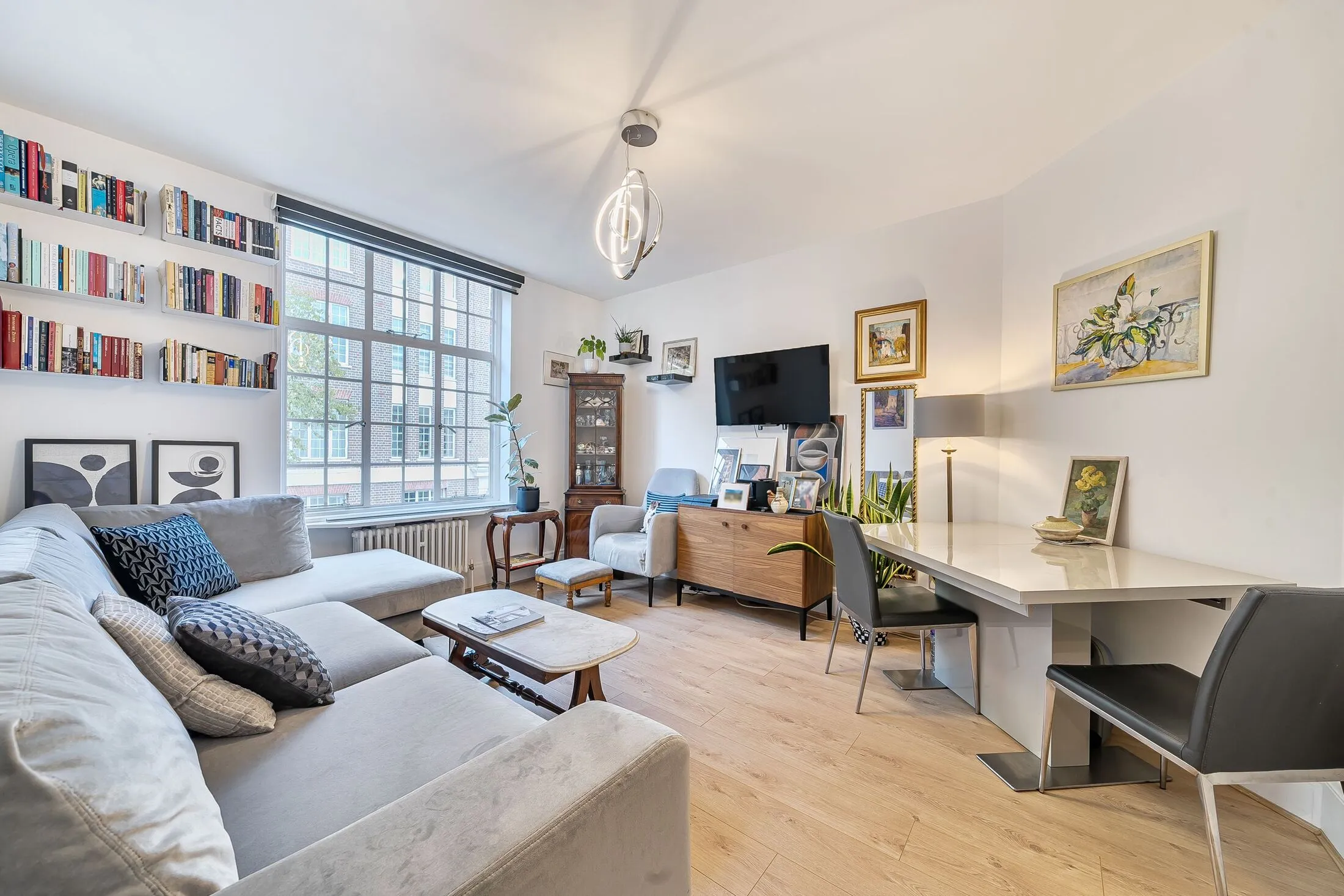 Flat Chelsea Manor Street in Greater London