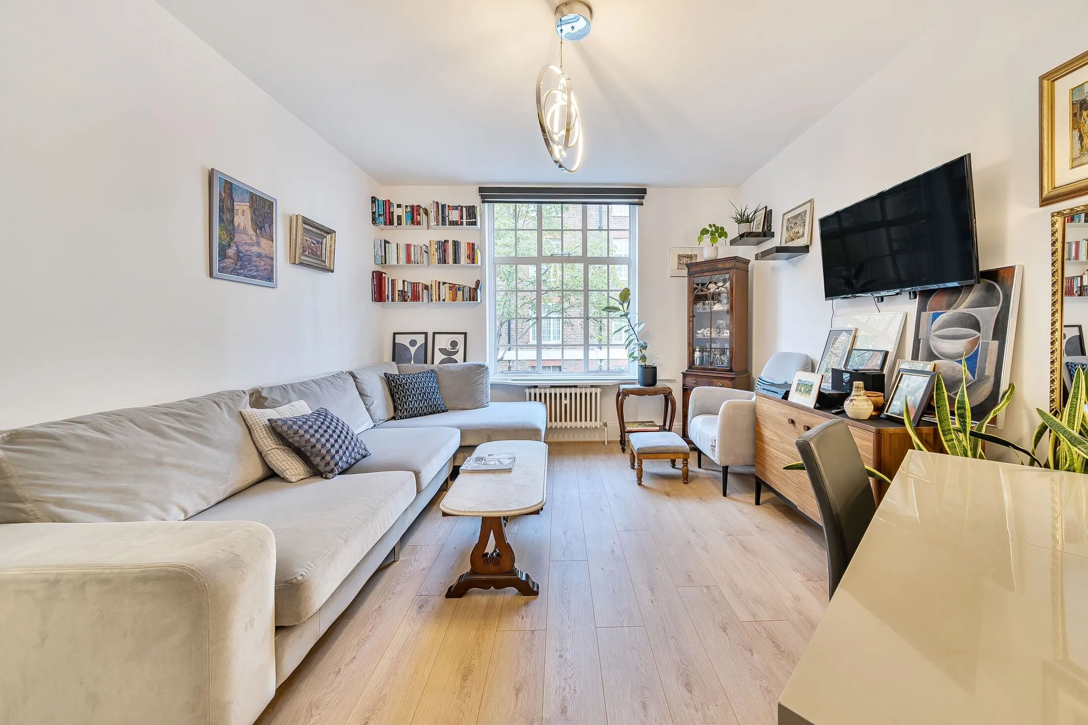 Flat Chelsea Manor Street in Greater London