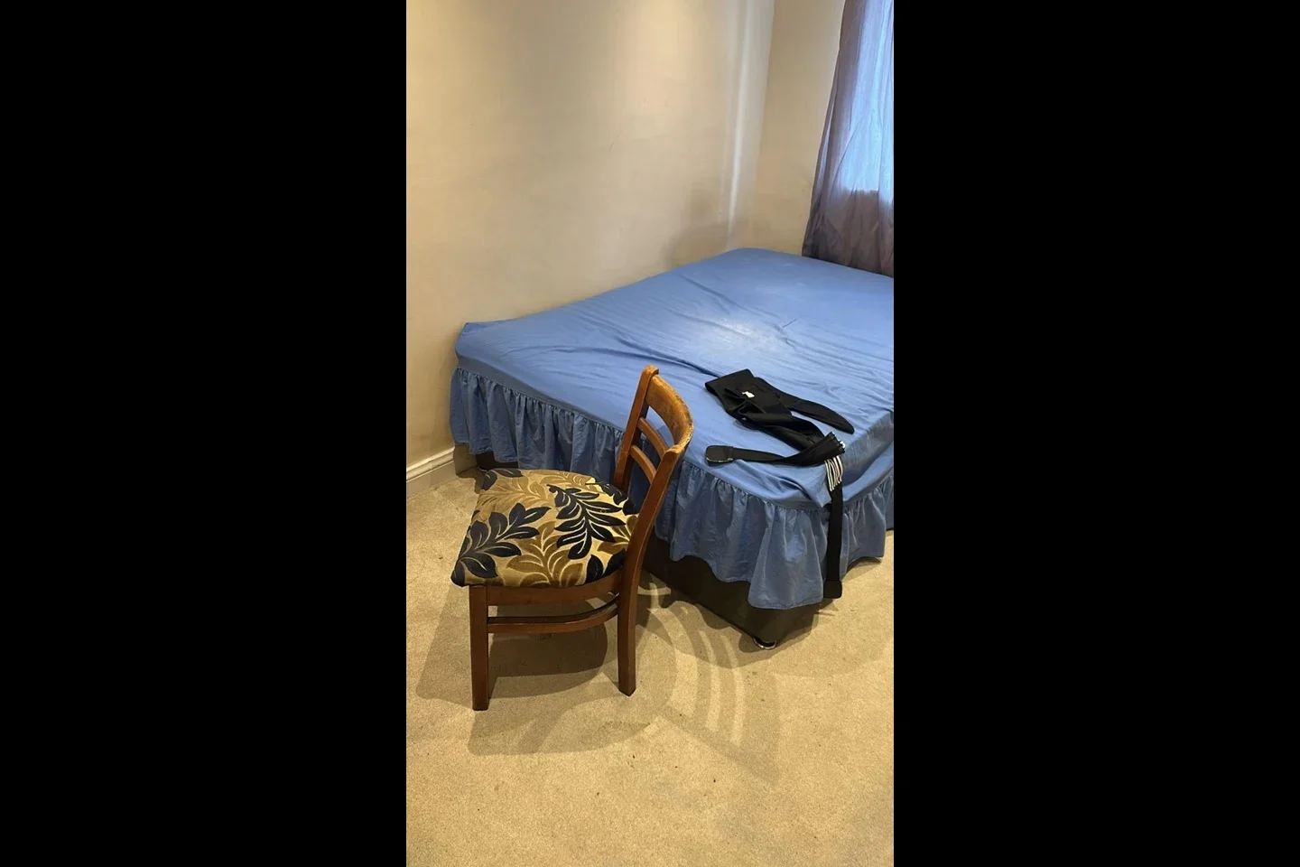 Room Ilfracombe Gardens in Greater London