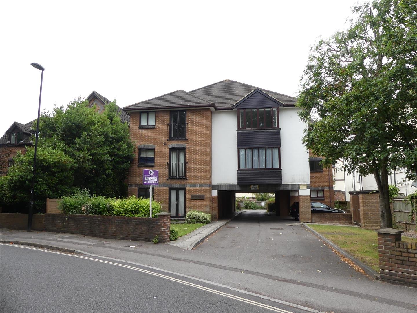 Flat Westwood Road in Southampton