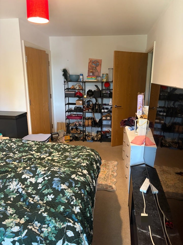 Room Cowdrey Mews in Greater London