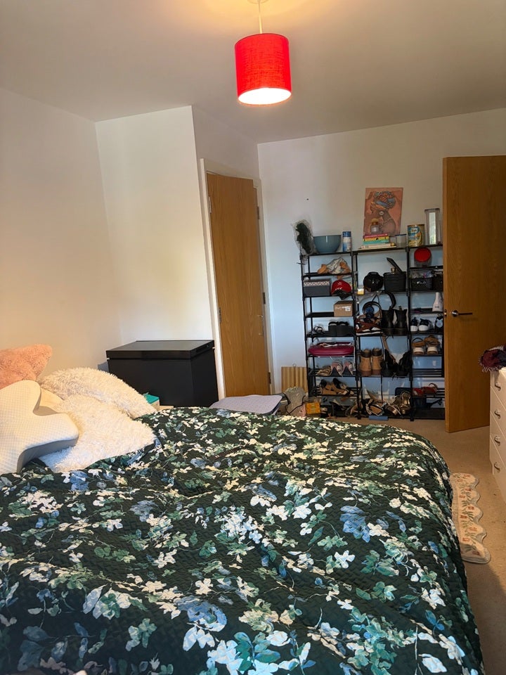 Room Cowdrey Mews in Greater London