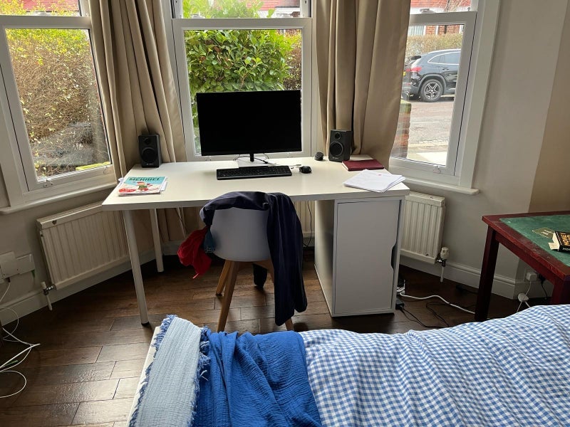 Room Braemar Avenue in Greater London