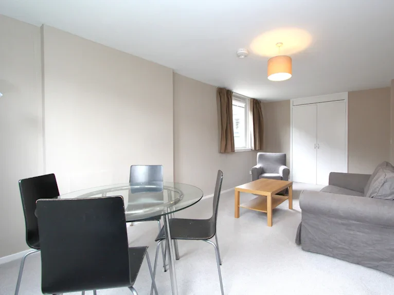 Flat Jamaica Street North Lane in City of Edinburgh