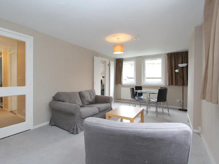 Flat Jamaica Street North Lane in City of Edinburgh