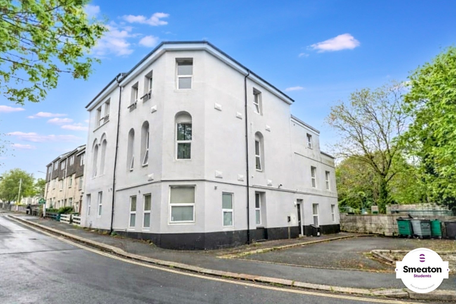 Flat Harwell Street in Plymouth