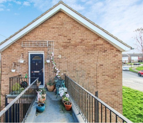 Flat Sheridan Court in Nottingham
