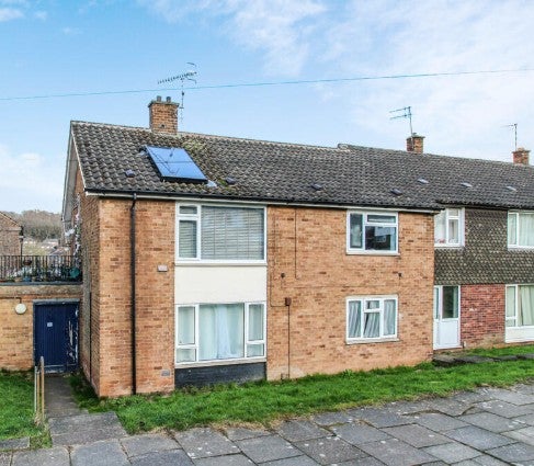 Flat Sheridan Court in Nottingham