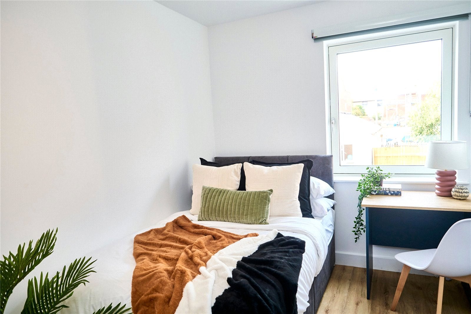 Room West Street in Bristol