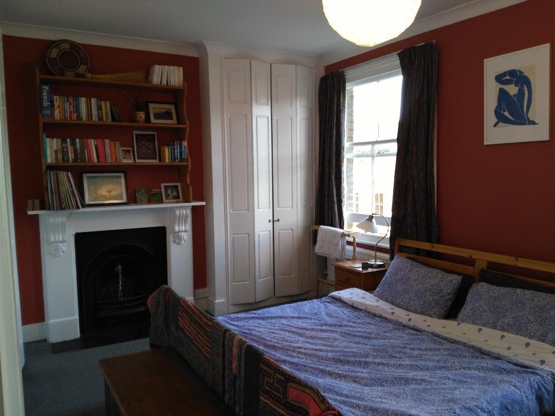 Room Highbury Hill in Greater London