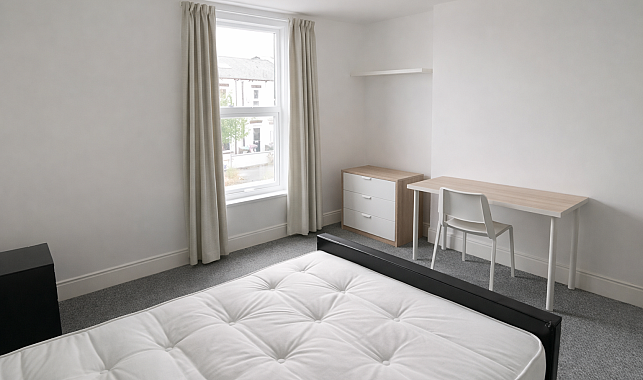 Flat Edmund Road in Sheffield
