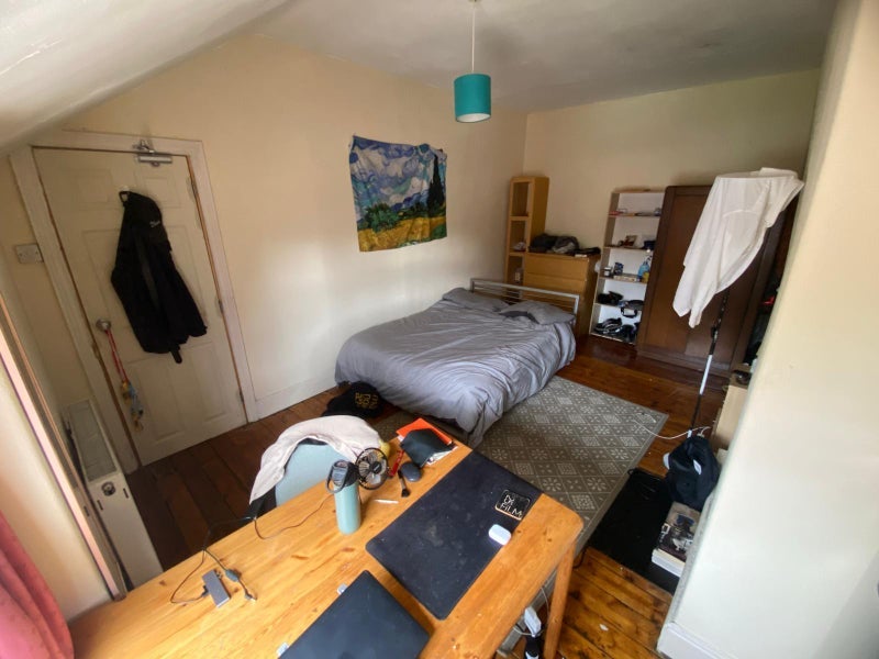 Room Grosvenor Road in Manchester