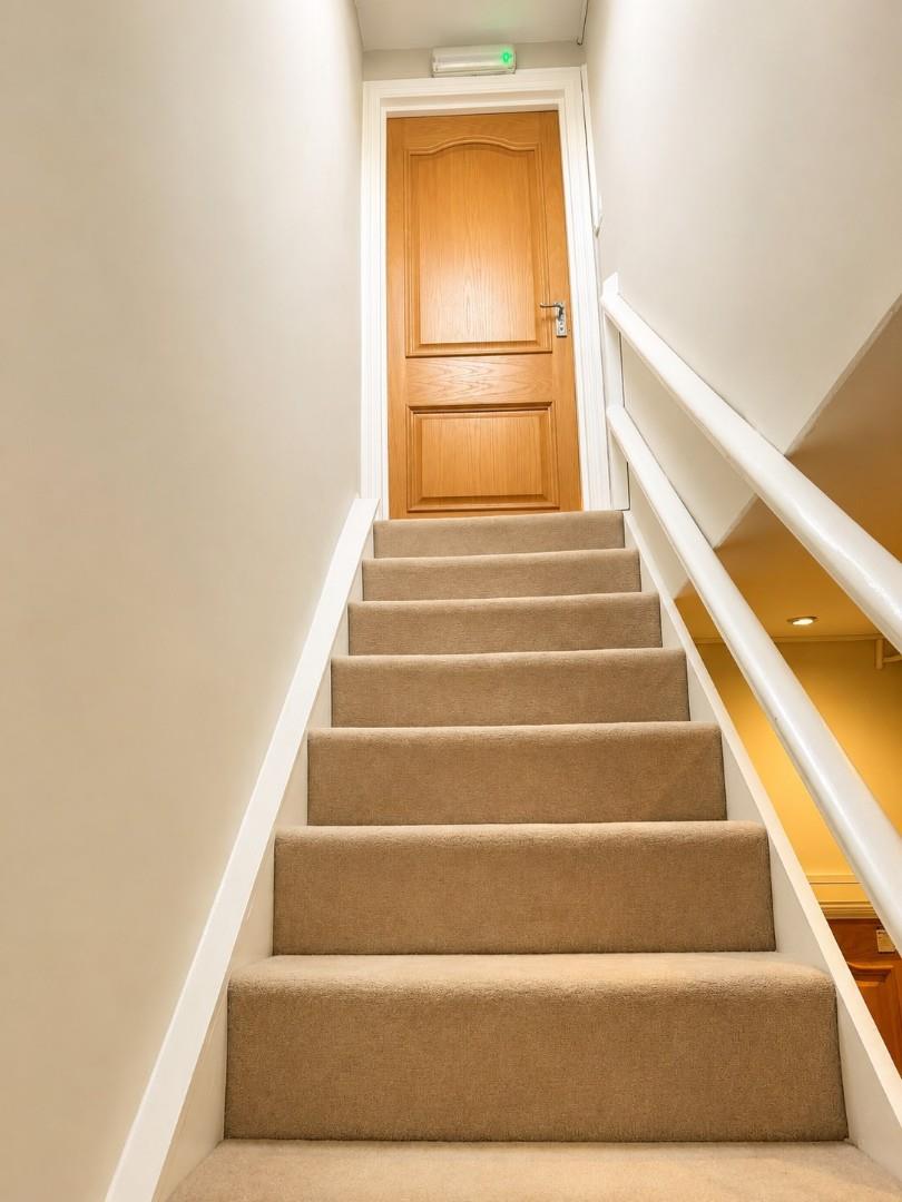 Flat Womersley Road in Greater London