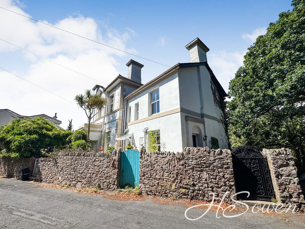 Flat Lower Erith Road in Torquay