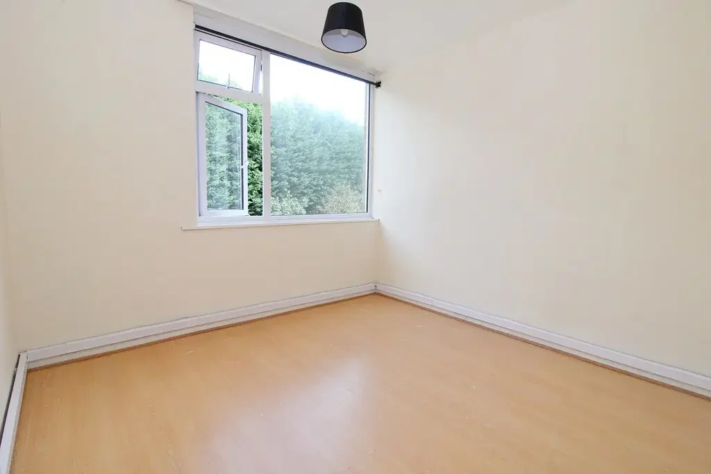 Flat Martin Lane in Rugby