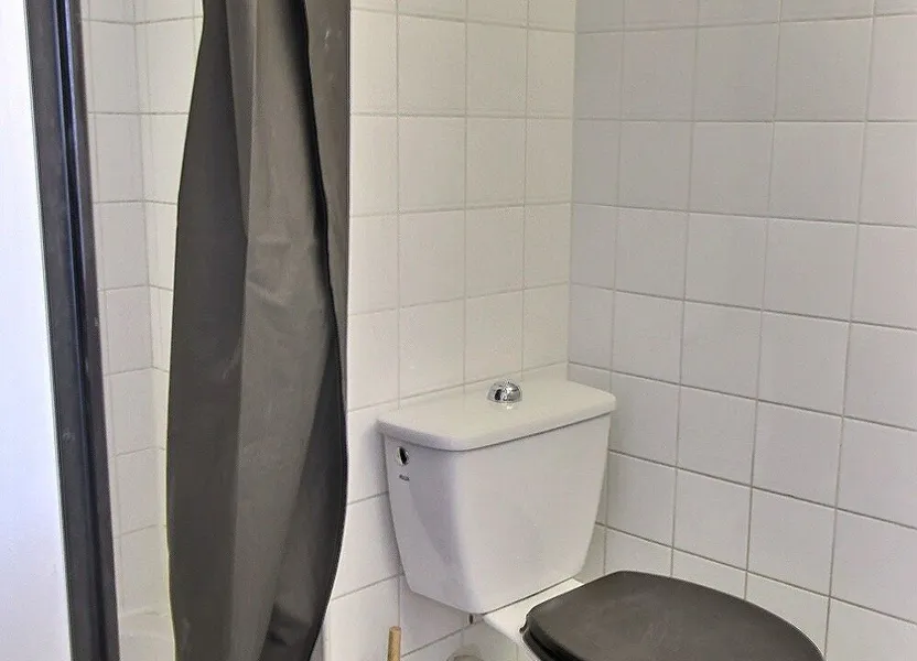 Room Rue Paul Masson in Marseille