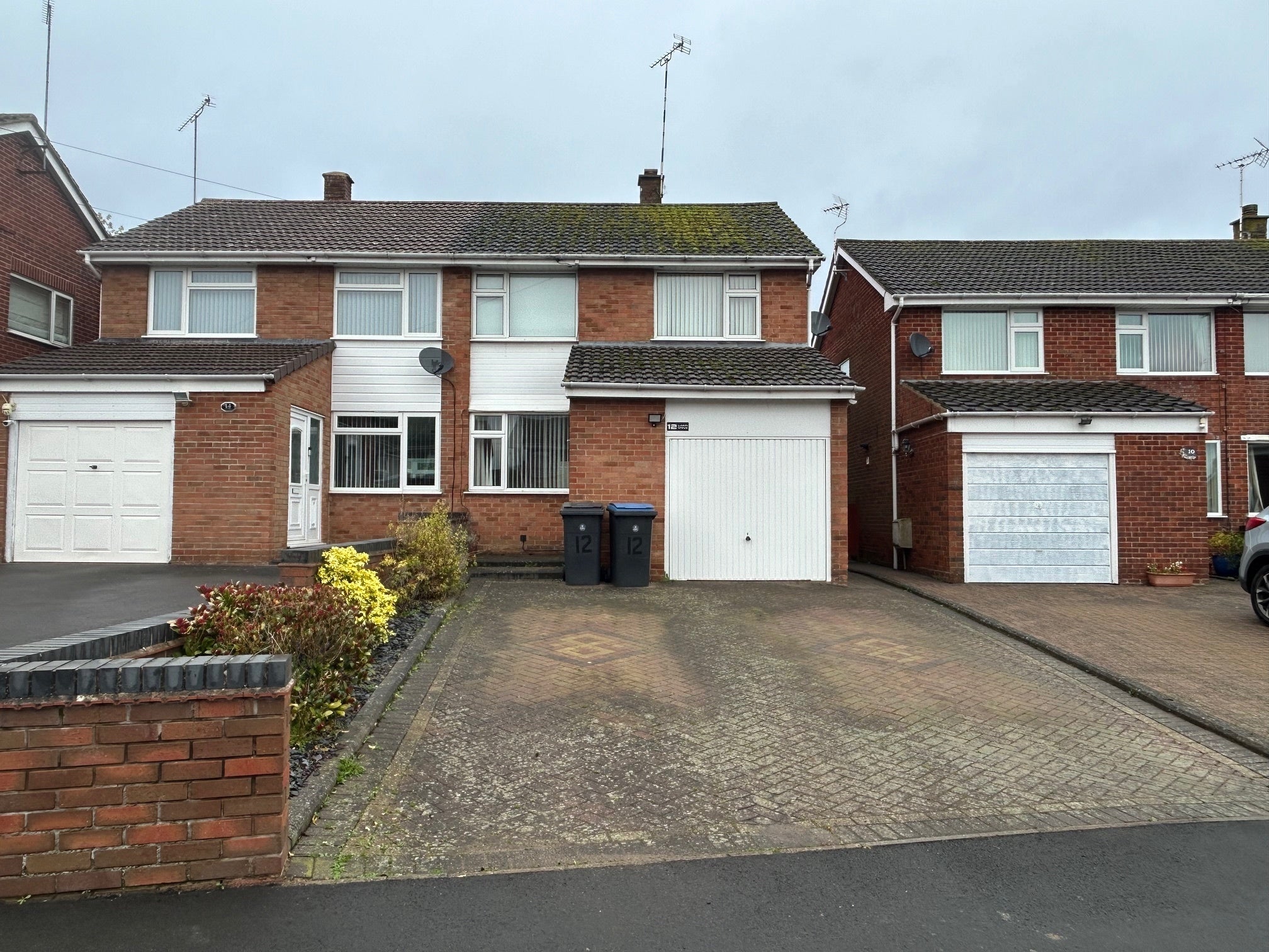 House Lakin Drive in Stratford-on-Avon