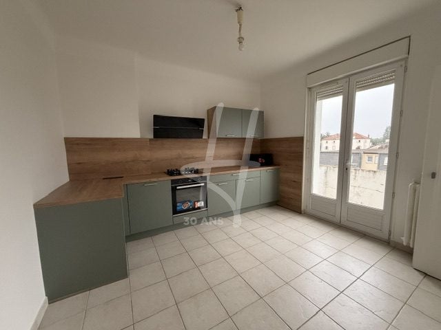 Appartement Rue Robert Schuman à Longeville-lès-Metz