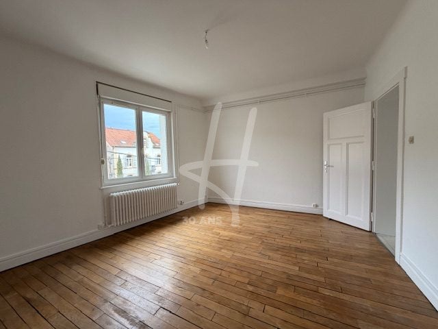 Flat Rue Robert Schuman in Longeville-lès-Metz