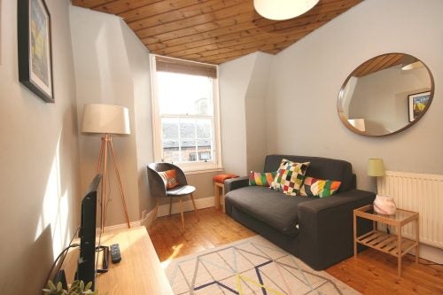 Flat Old Tolbooth Wynd in City of Edinburgh