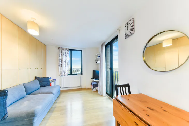 Flat York Way in Greater London