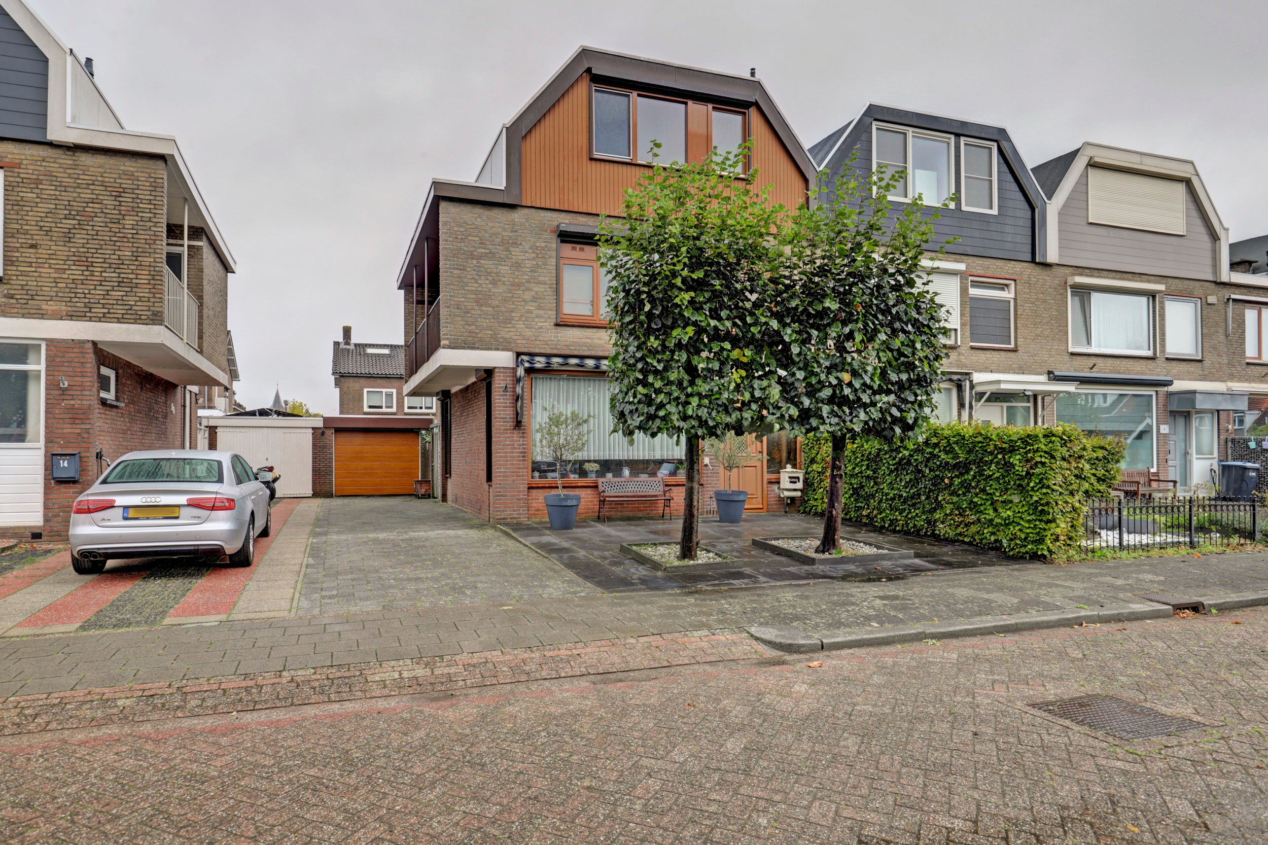 Huis Roodenburgstraat 12 in Hendrik-Ido-Ambacht