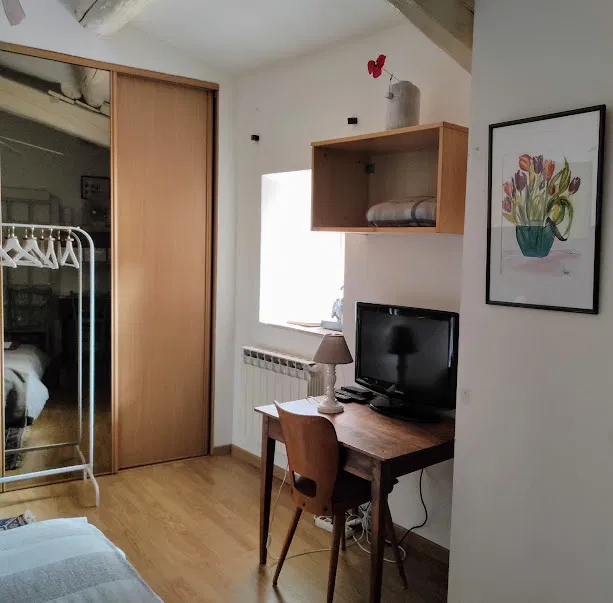 Chambre Rue de l'Hôpital à Entraigues-sur-la-Sorgue