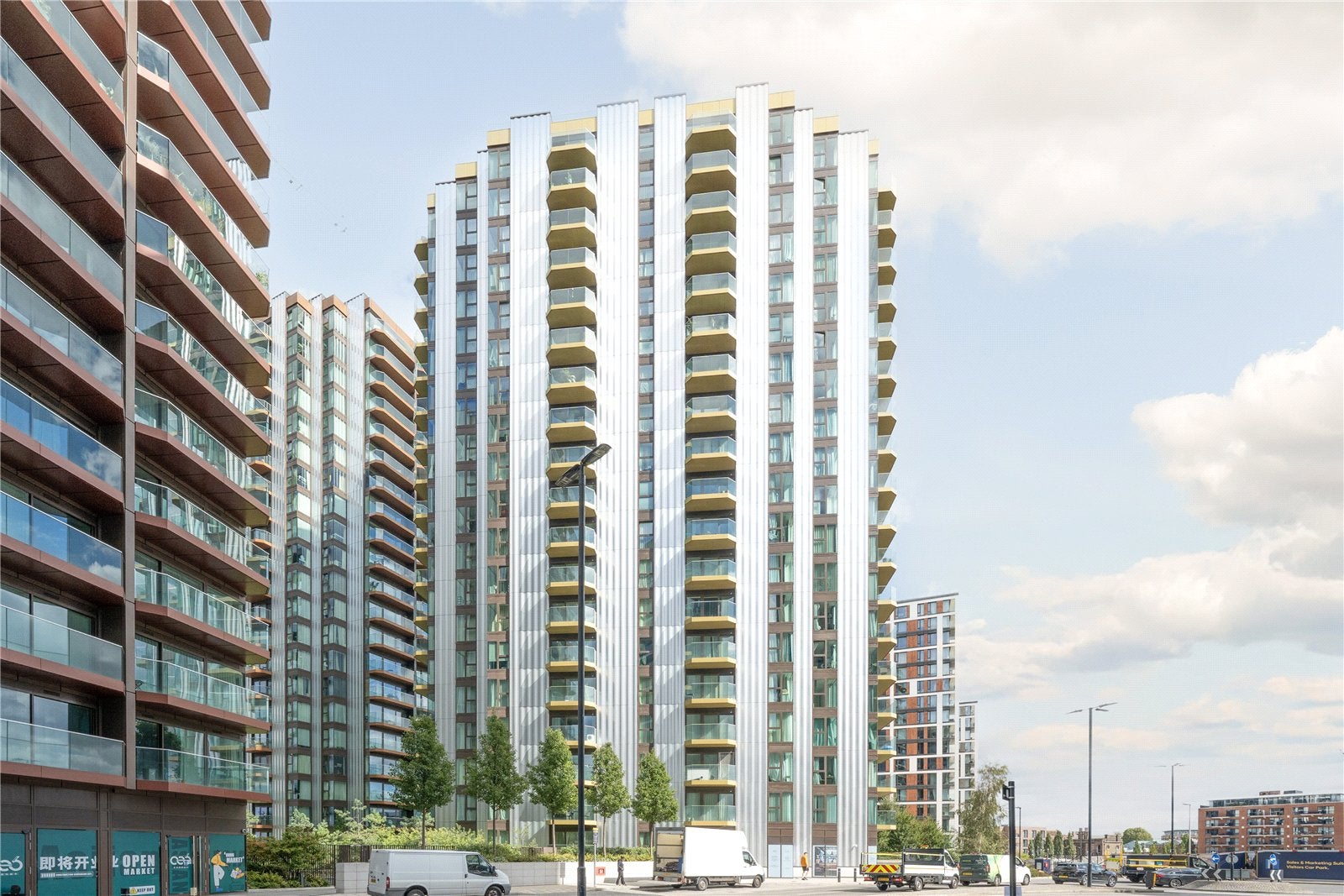 Flat Woolwich High Street in Greater London