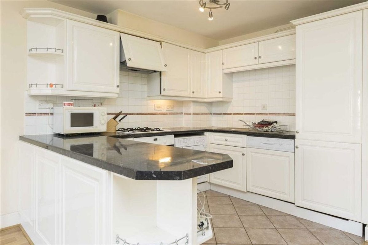 Flat Victory Place in Greater London