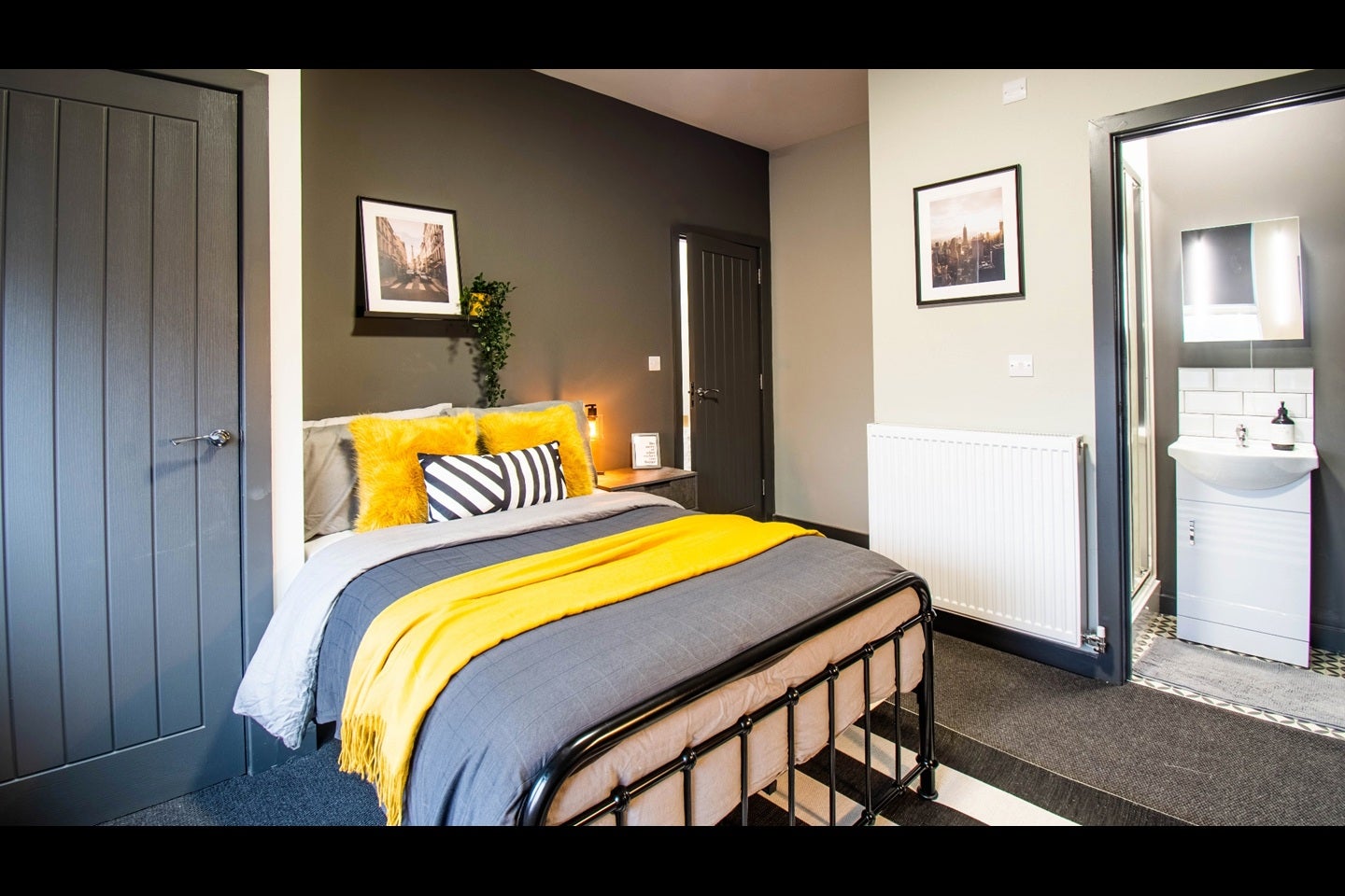 Room Bedford Street in Derby