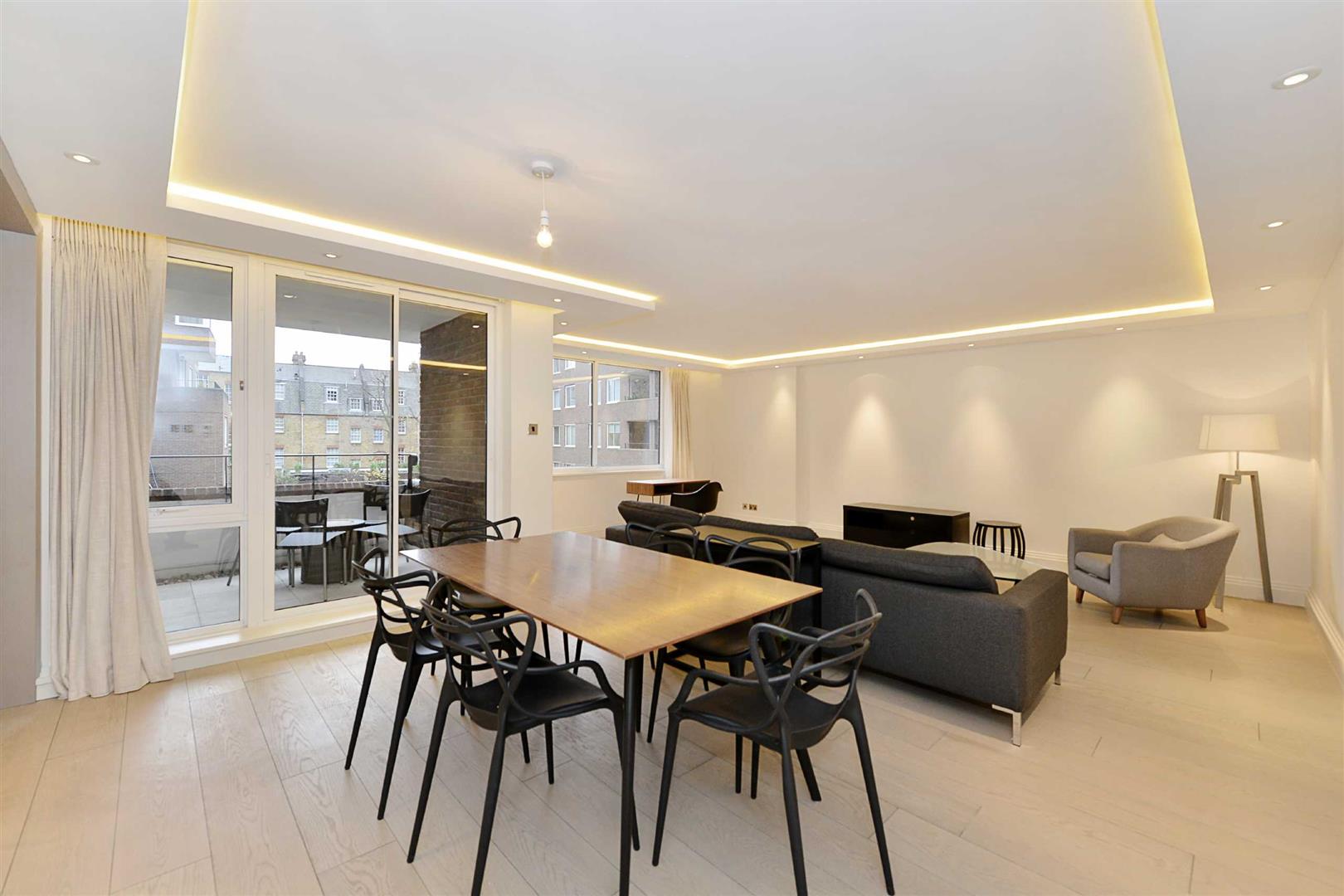 Flat Ebury Street in City of Westminster
