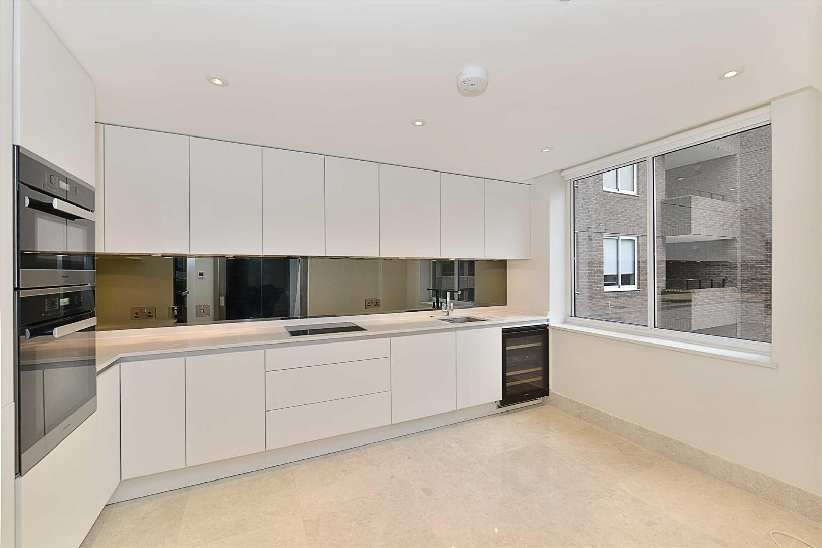 Flat Ebury Street in City of Westminster