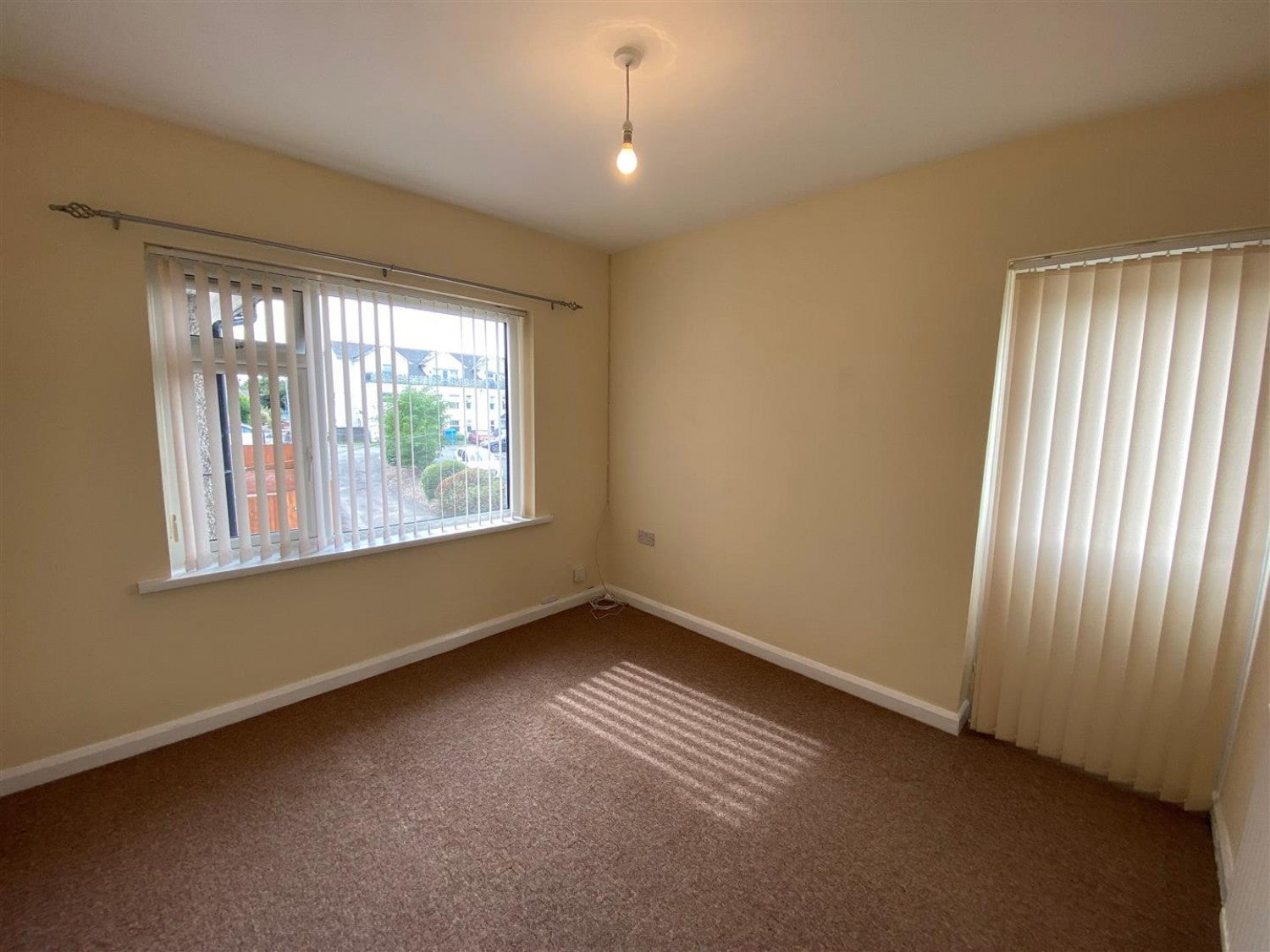Flat Durlston Close in Cardiff