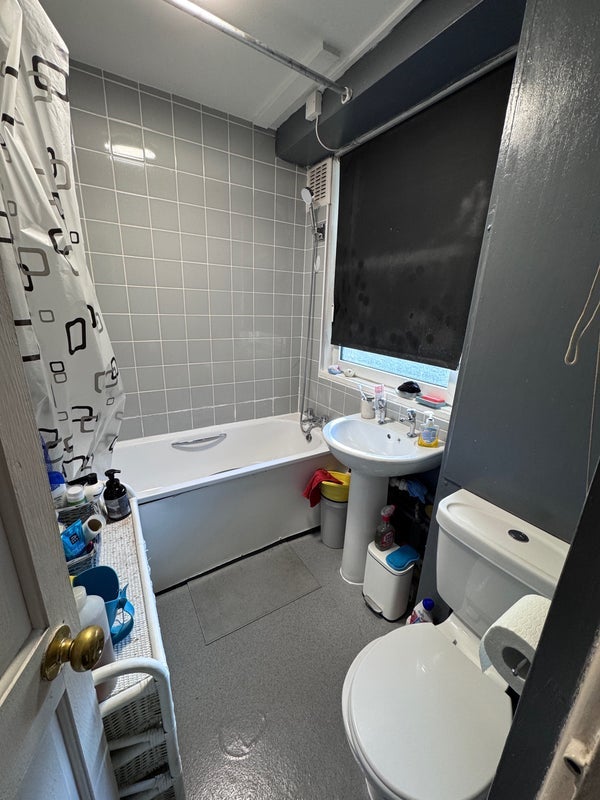 Room Brixton Station Road in Greater London