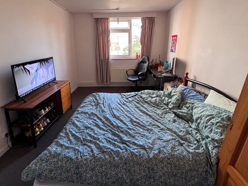 Room Brixton Station Road in Greater London