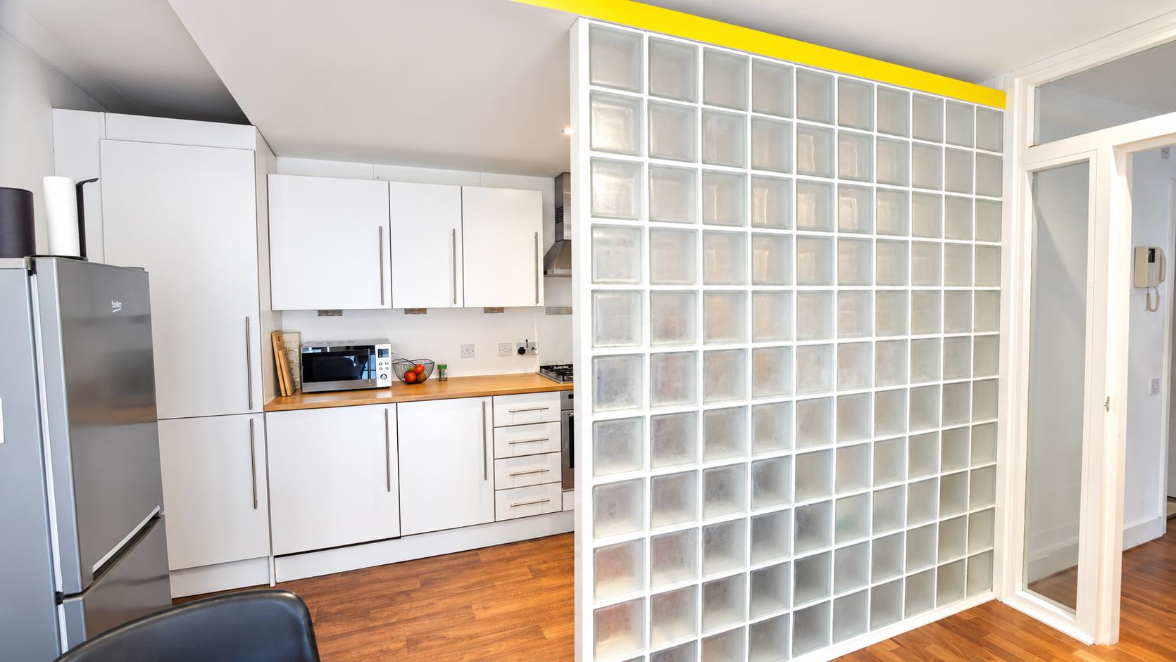 Flat Florfield Road in Greater London