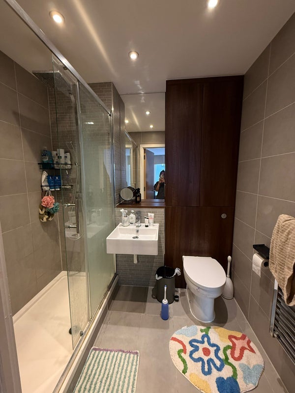 Room Seven Sea Gardens in Greater London