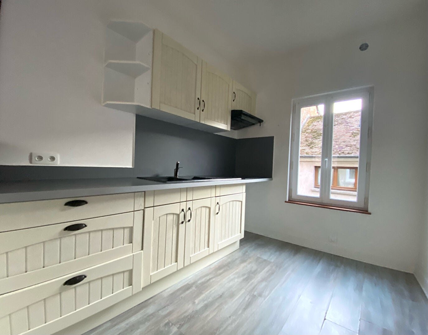 Flat Rue Aristide Briand in Pacy-sur-Eure