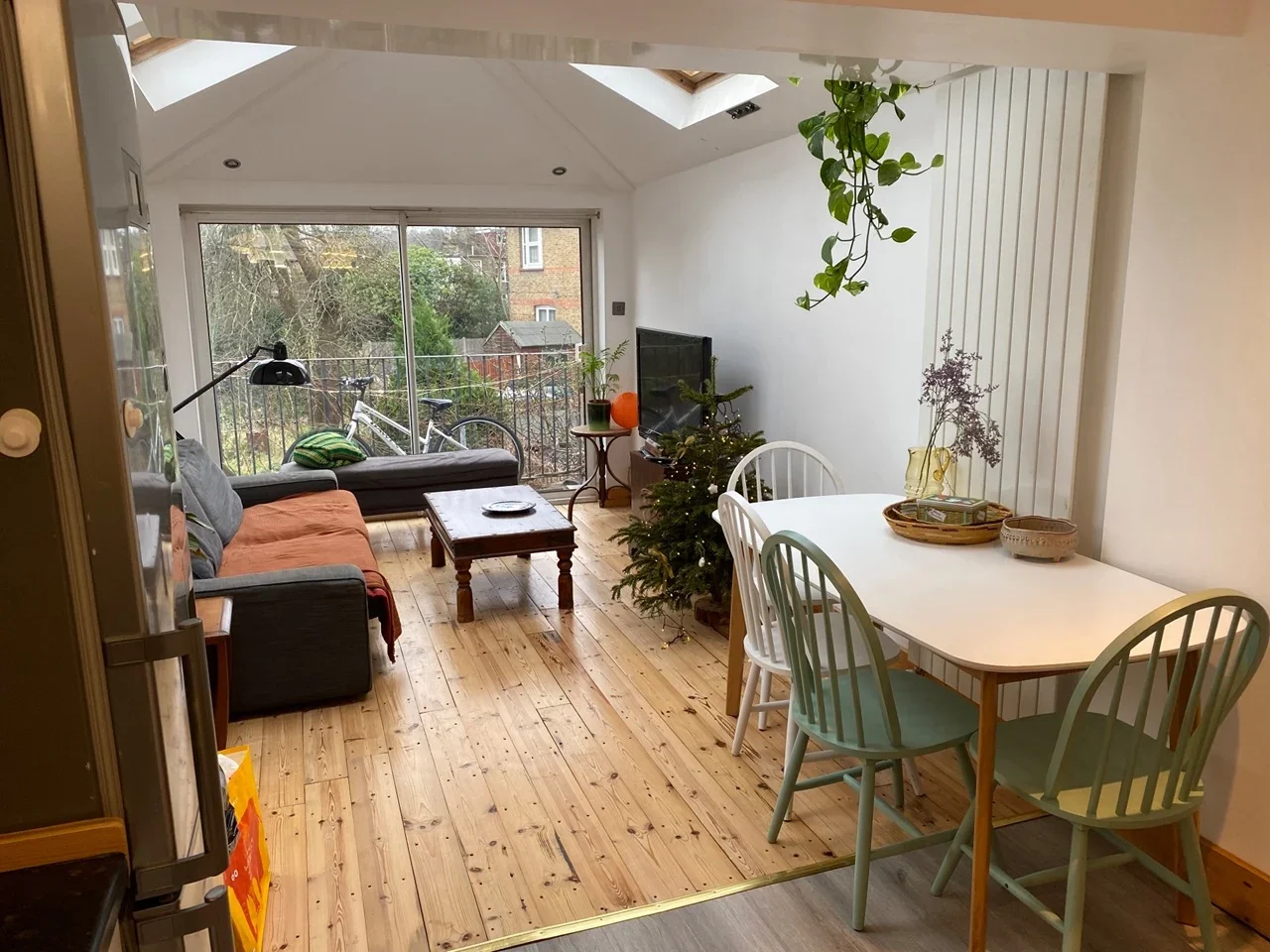 Flat Atterbury Road in Greater London