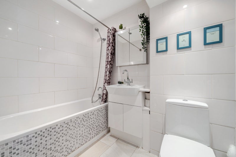 Flat Windsor Terrace in Greater London