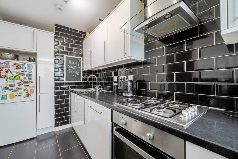 Flat Windsor Terrace in Greater London