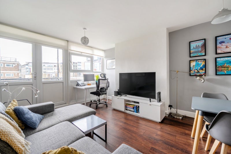Flat Windsor Terrace in Greater London