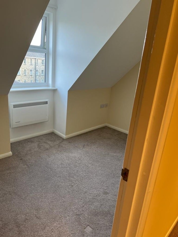 Flat Burdock Court in Maidstone