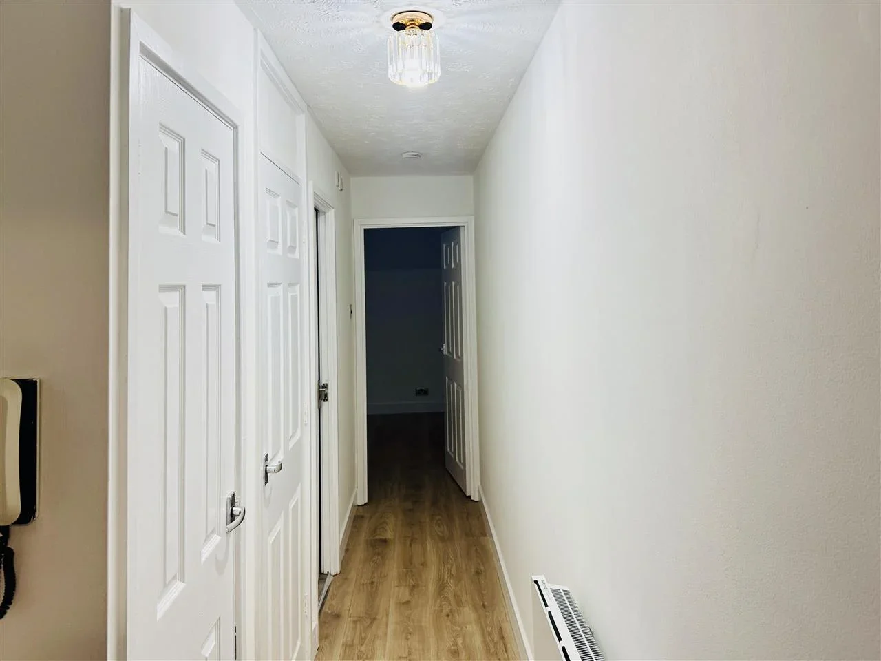Flat King George's Avenue in Watford