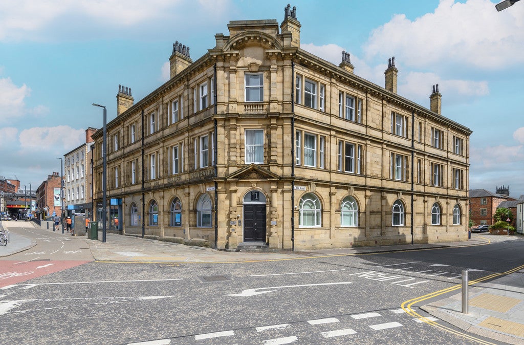Flat Dock Street in Leeds