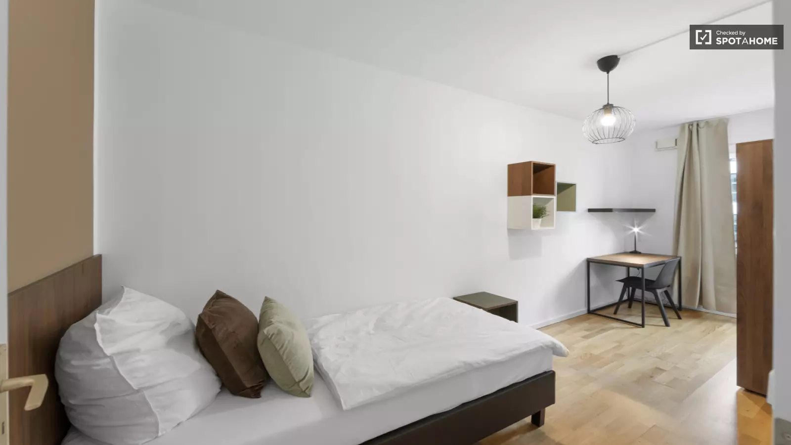 Zimmer Turiner Straße in Berlin