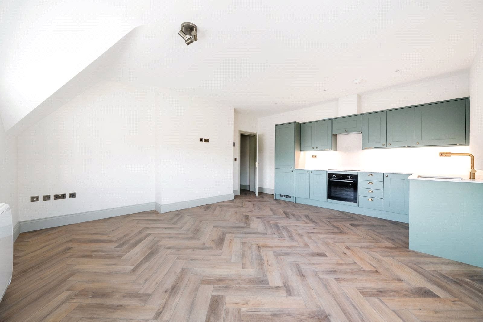 Flat South Street in Waverley