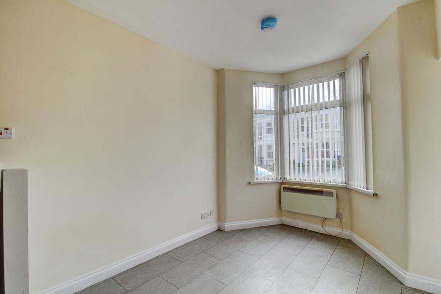 Flat Montrose Park in Bristol