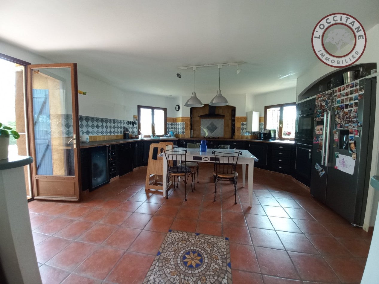 Maison Place de la Libération à Mauvezin