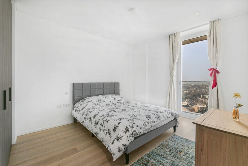Room York Place in Greater London